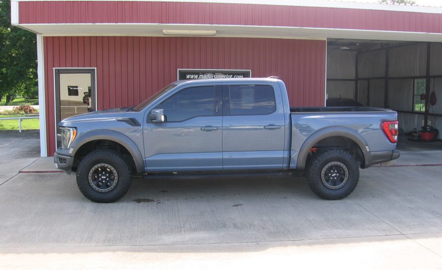 2023 Ford F-150 Raptor 4x4 SuperCrew 5-1/2 Box's photo